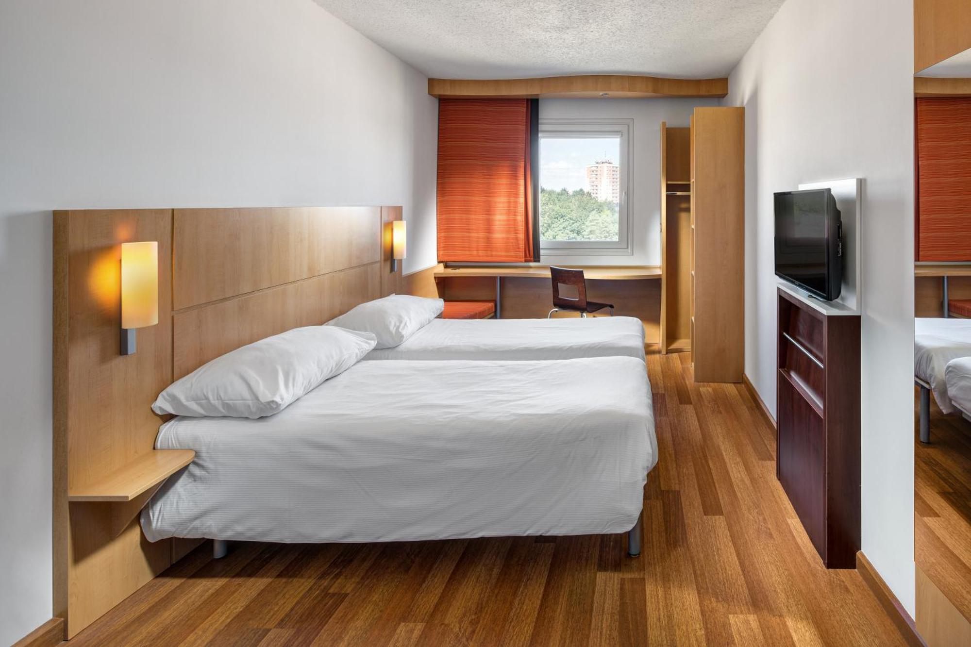 Hotel Comfort Centre 3*